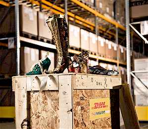 DHL - Vivienne  Westwood